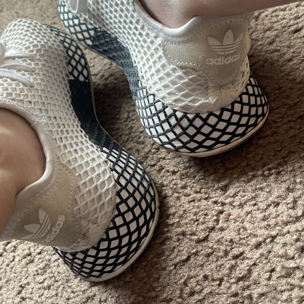 US 4 ADIDAS WHITE - Picture 3 of 4